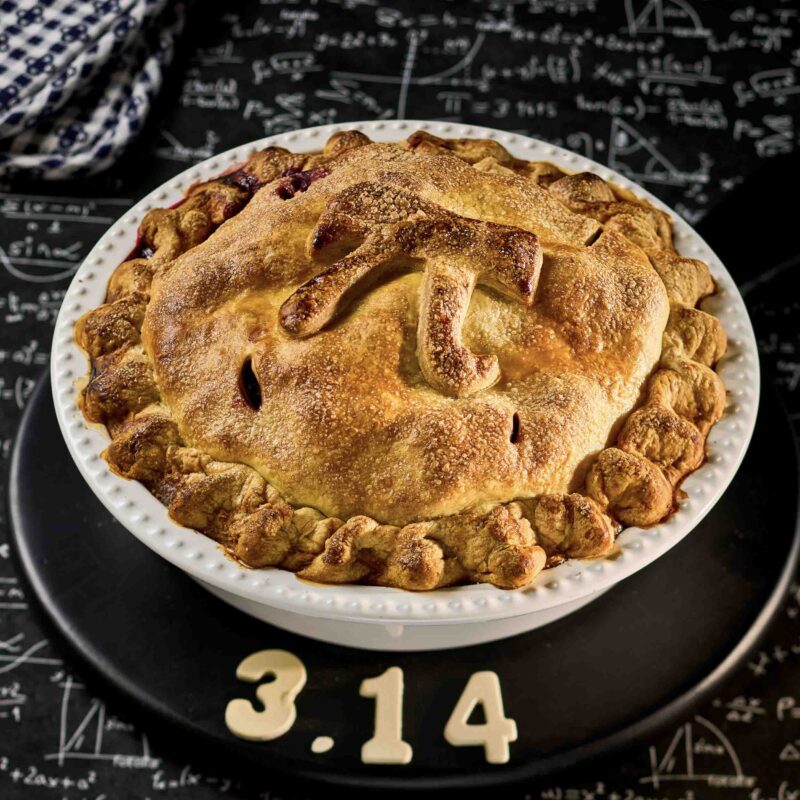 Pi Day Blackberry Apple Pie